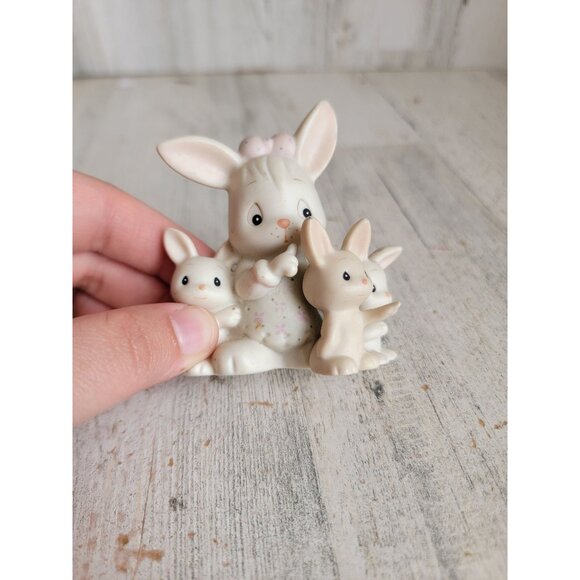 Enesco Precious moments some bunny's sleeping ornament Xmas - Picture 2 of 6